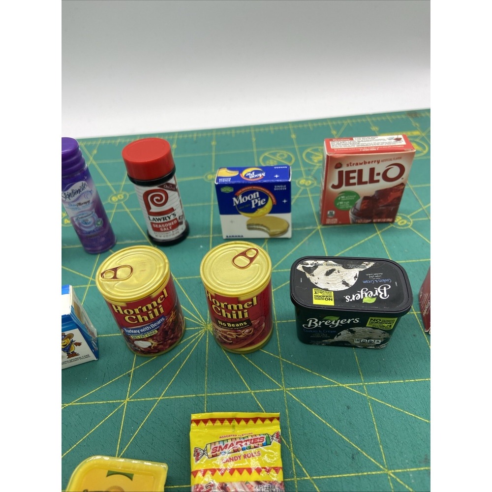 Zuru 5 Surprise Mini Brands Lot 11pc Twinkies Hormel Jell-O Breyers Miniatures - Picture 3 of 5